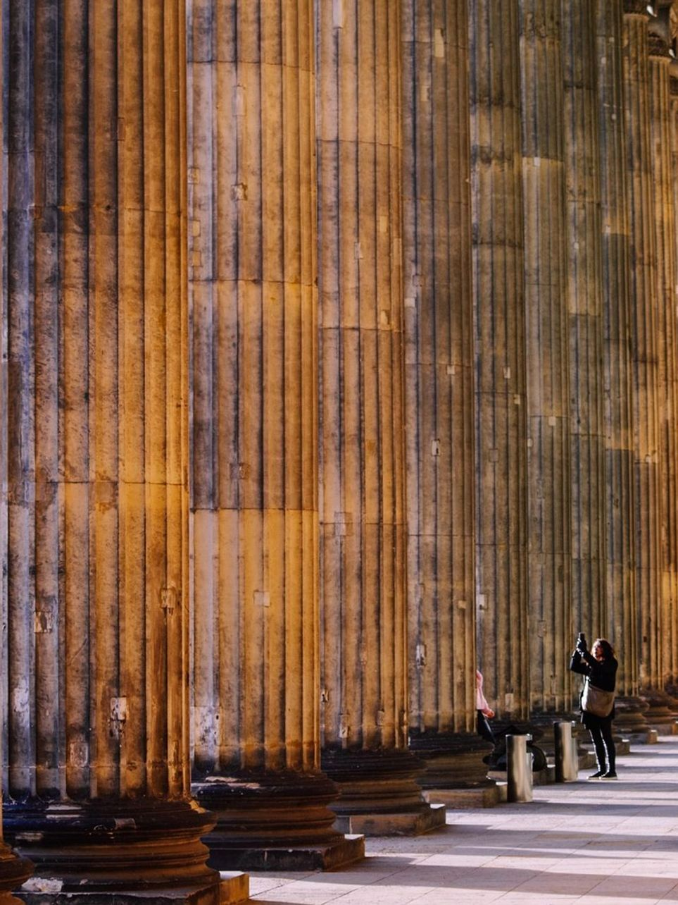 Antik Sanat Koleksiyonu